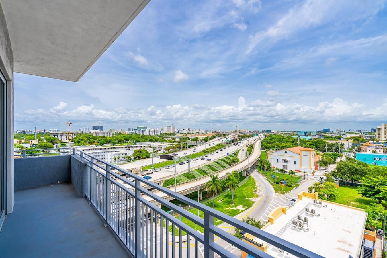 Appartamento Urban Escape 3 Bed Unit Near Brickell And Wynwood Miami Esterno foto