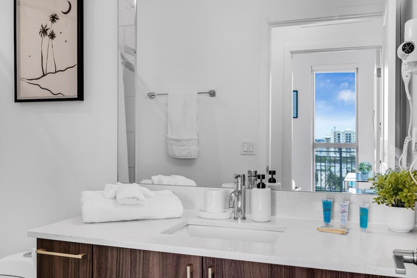 Appartamento Urban Escape 3 Bed Unit Near Brickell And Wynwood Miami Esterno foto