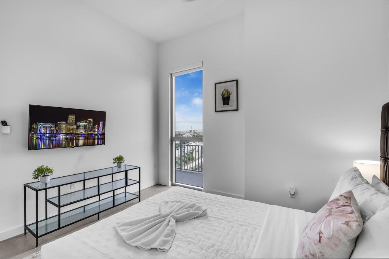 Appartamento Urban Escape 3 Bed Unit Near Brickell And Wynwood Miami Esterno foto